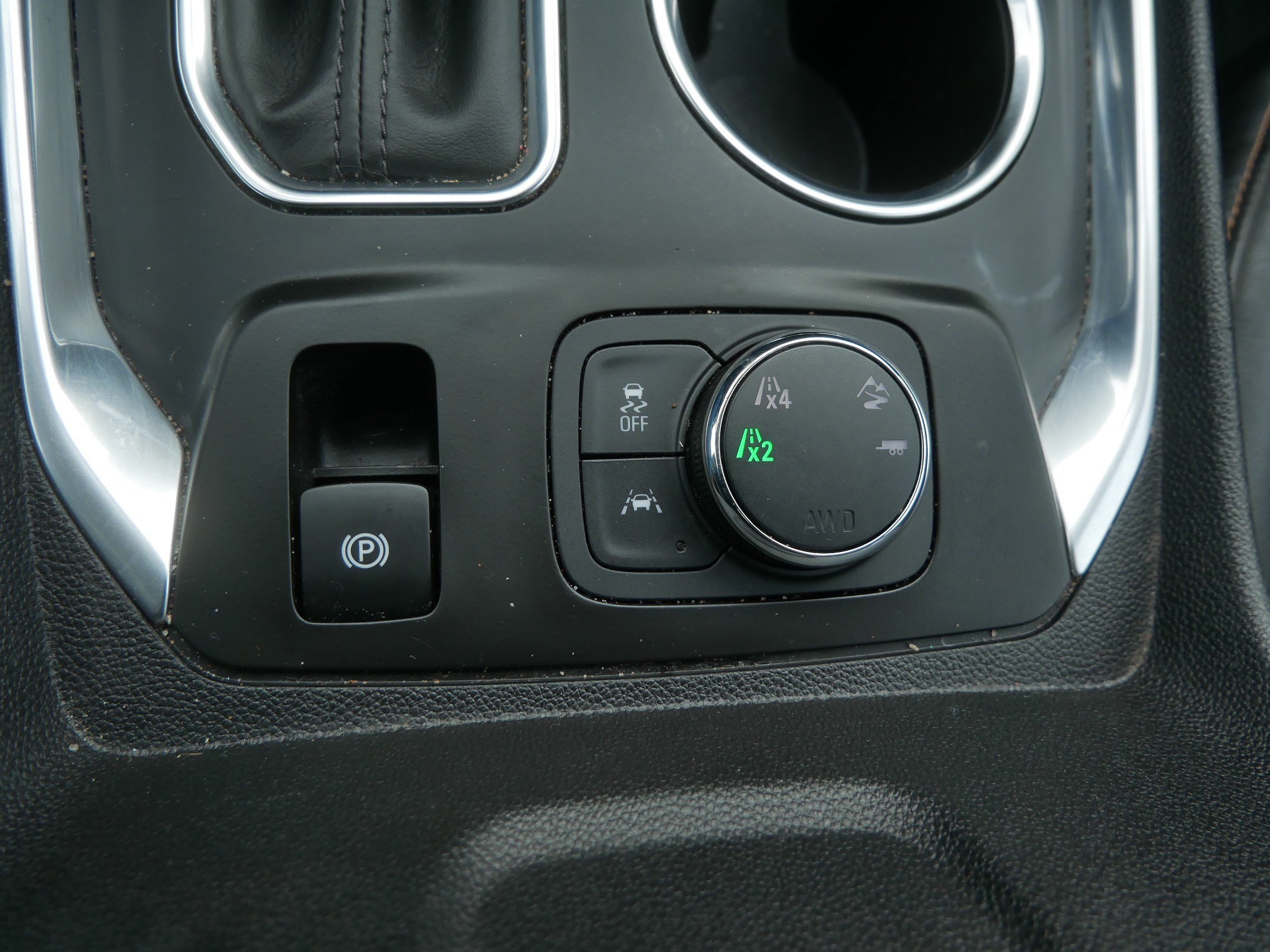 Used 2019 Chevrolet Traverse Premier AWD/4WD image 32