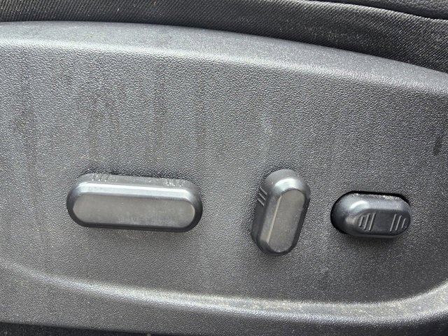 Used 2018 Ford Escape SEL image 17