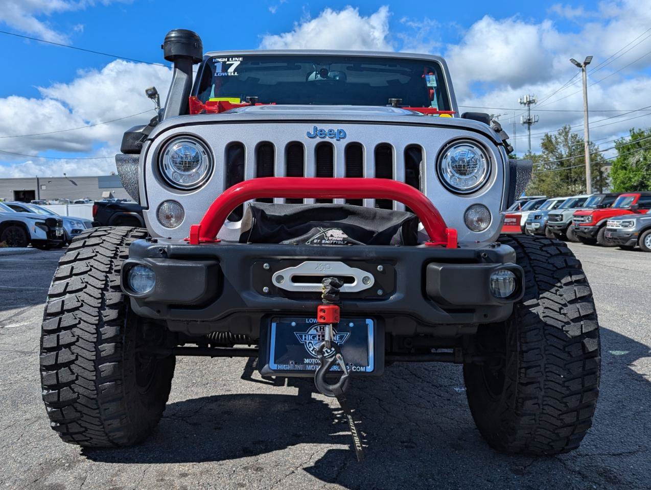 Used 2017 Jeep Wrangler Rubicon AWD/4WD image 4