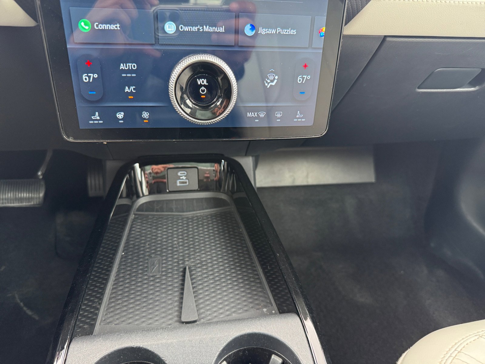 Used 2022 Ford Mustang Mach-E Premium RWD image 13