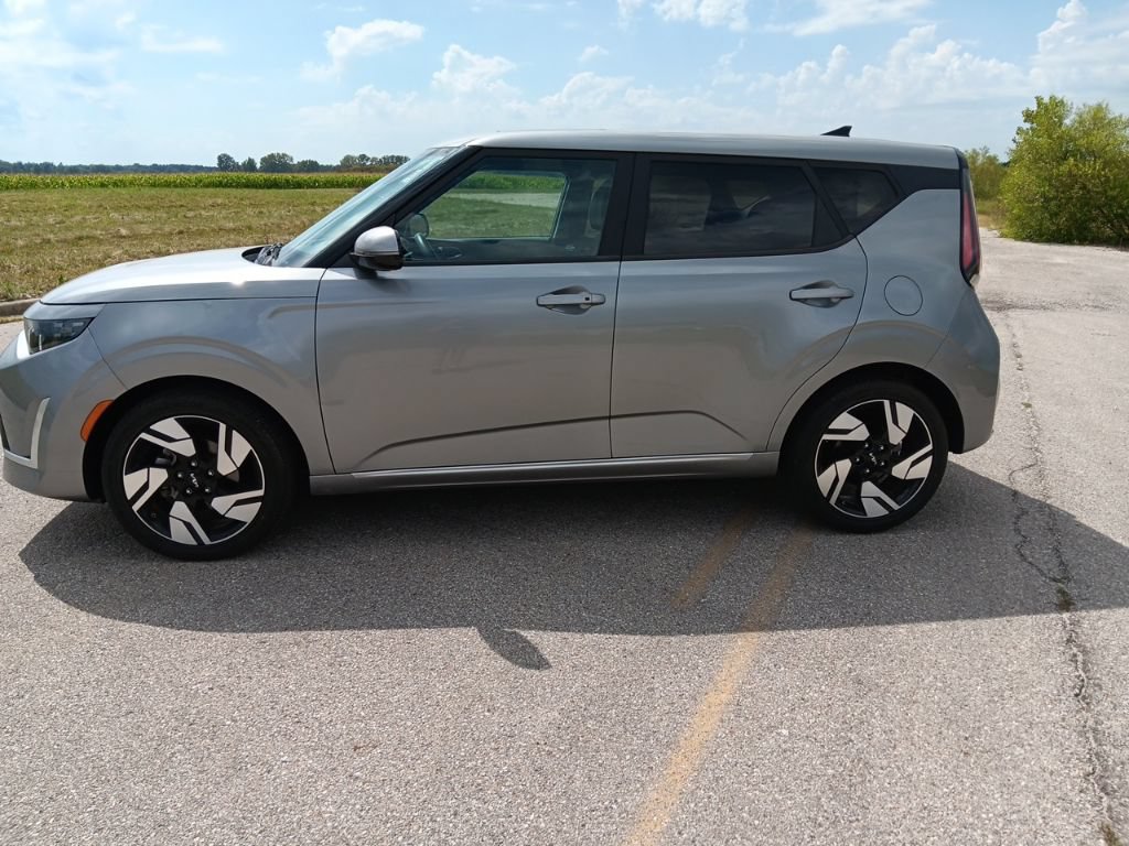 Certified 2024 Kia Soul GT-Line FWD image 7