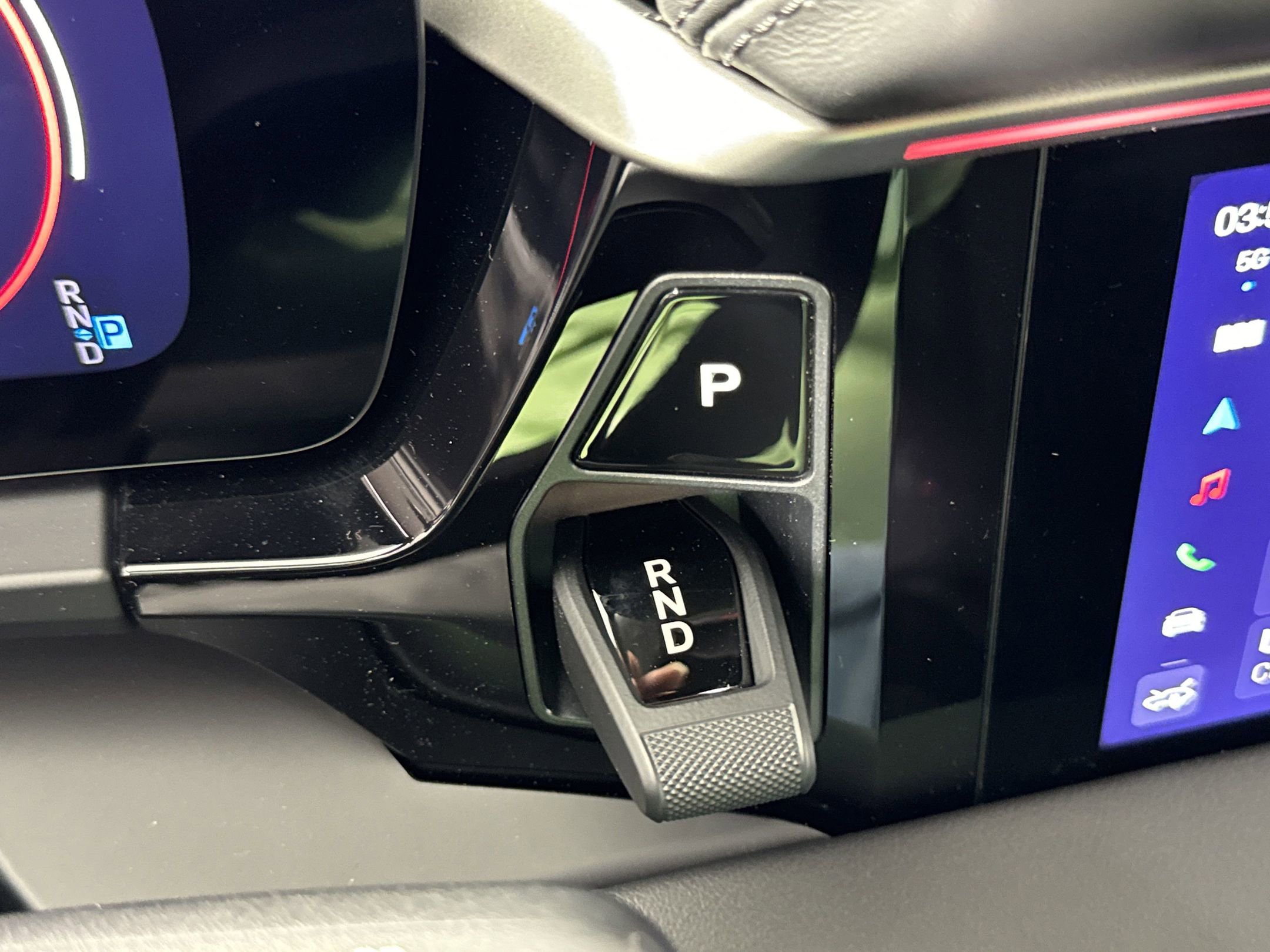 Used 2025 Porsche Macan 4S Electric image 19