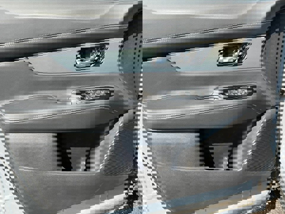 New 2025 Nissan Murano SL image 13