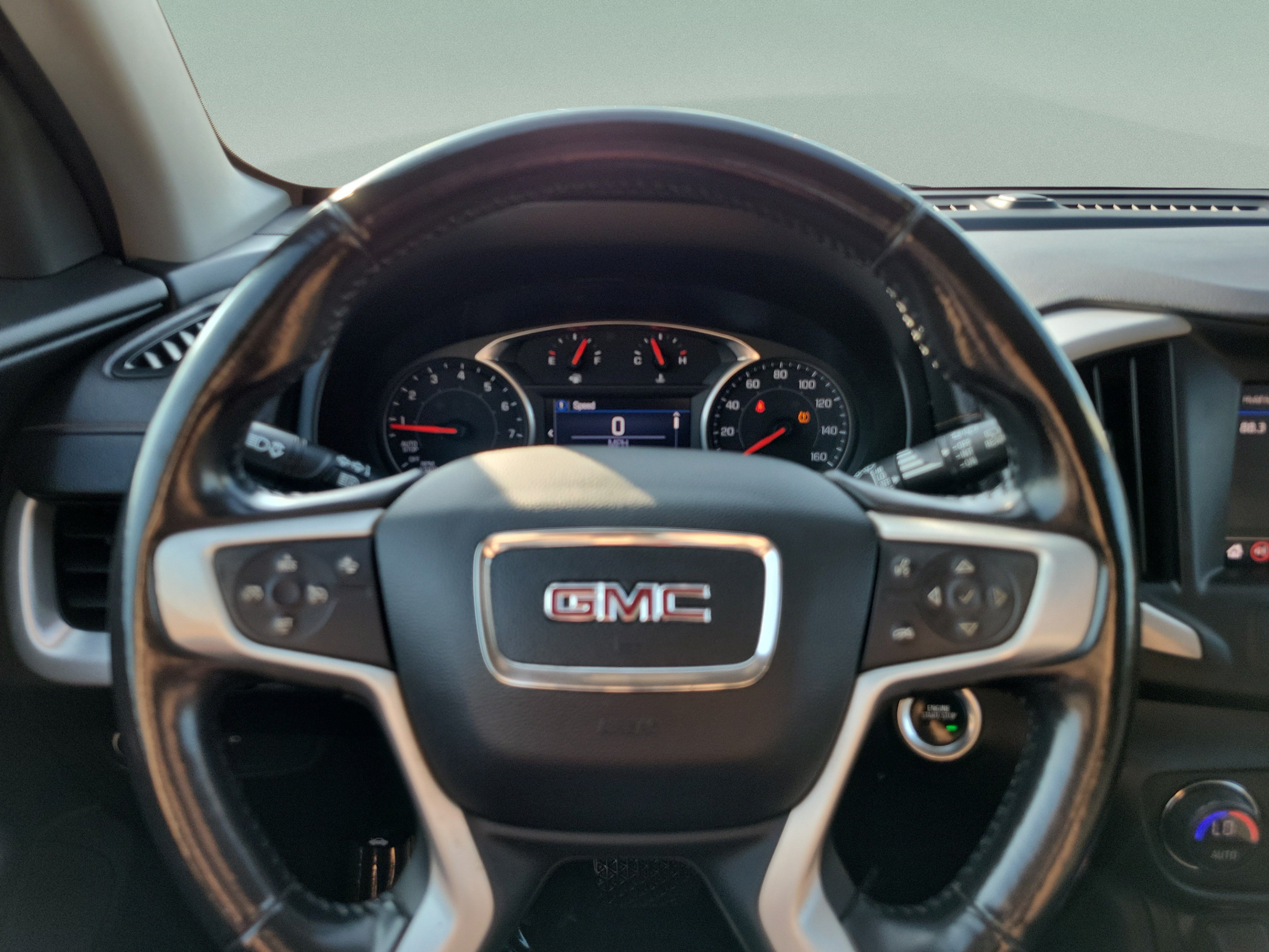 Used 2021 GMC Terrain SLE w/ Driver Convenience Package FWD image 23
