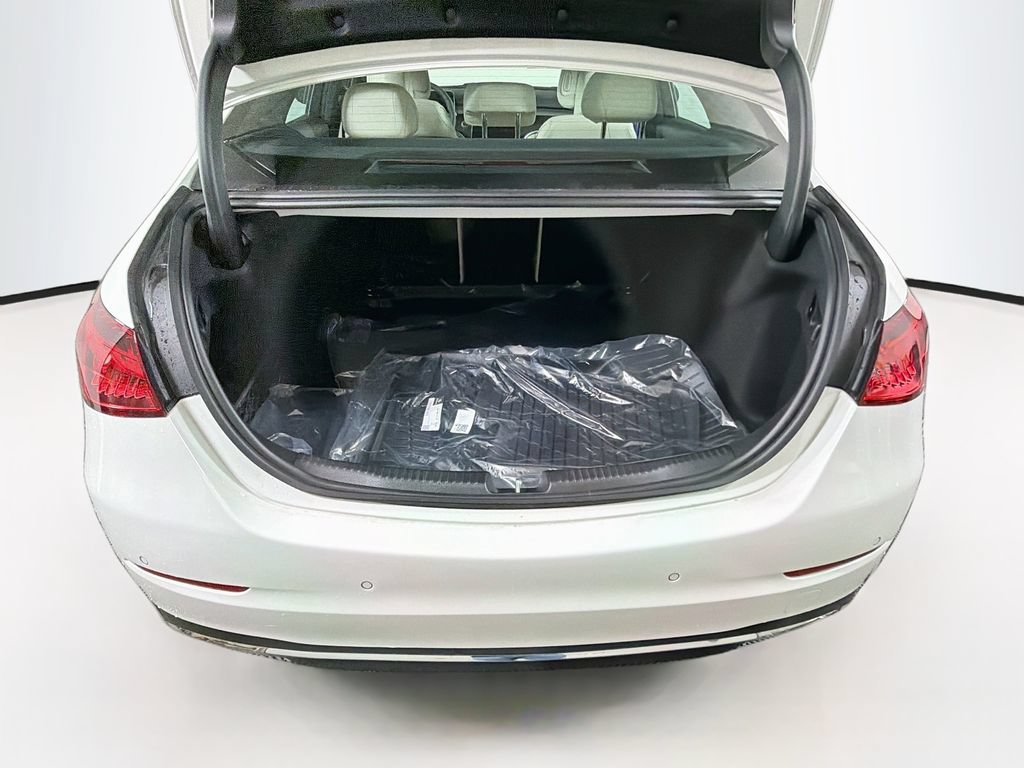 Used 2026 Mercedes-Benz C 300 4MATIC Sedan image 28