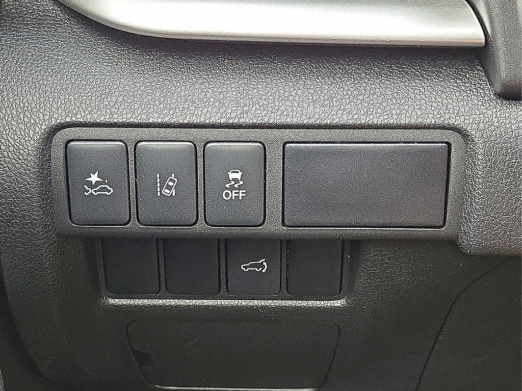 Used 2024 Mitsubishi Eclipse Cross SE image 31