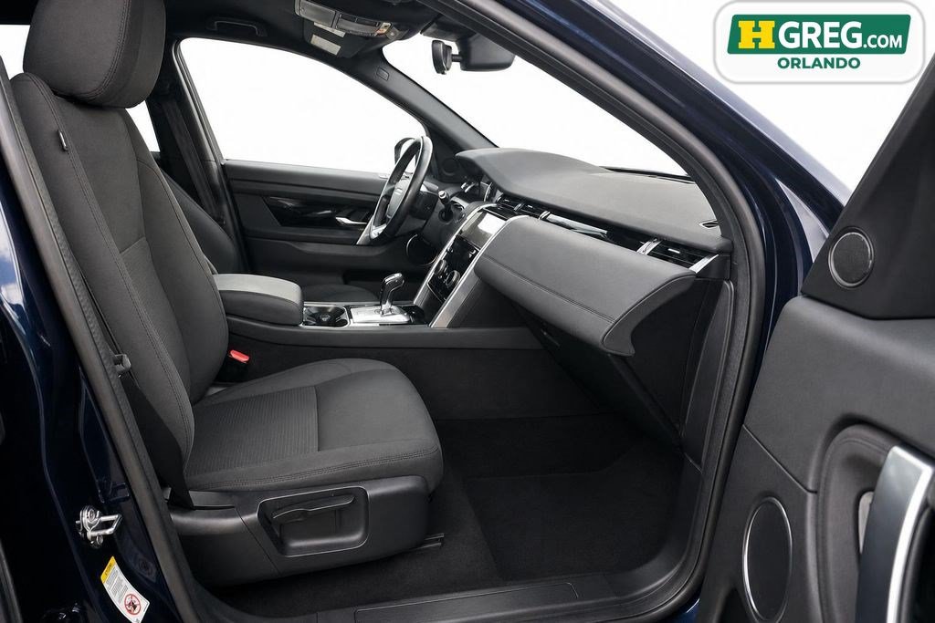 Used 2020 Land Rover Discovery Sport AWD/4WD image 15