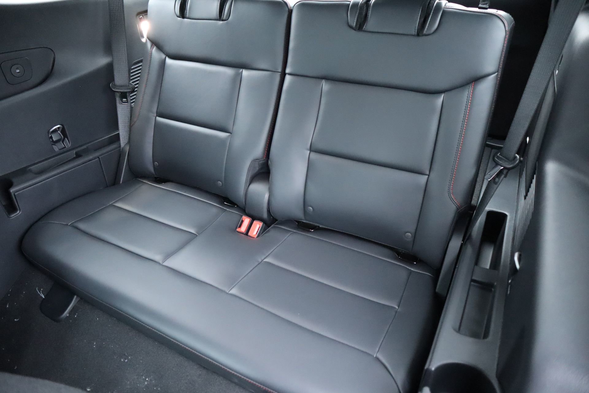 New 2026 Ford Explorer ST-Line w/ ST-Line Street Pack RWD image 15