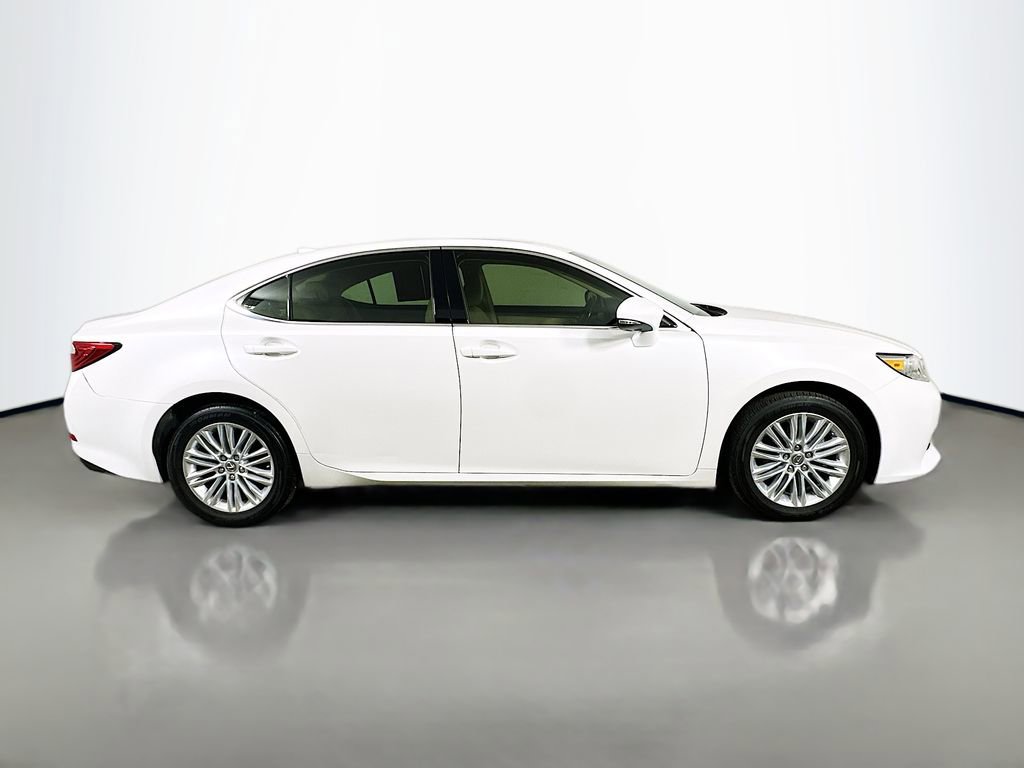 Used 2015 Lexus ES 350 w/ Luxury Package image 7