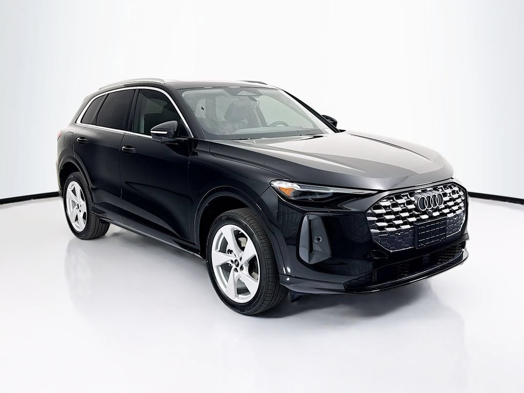 Used 2026 Audi Q5 Premium w/ Premium Plus AWD/4WD image 3