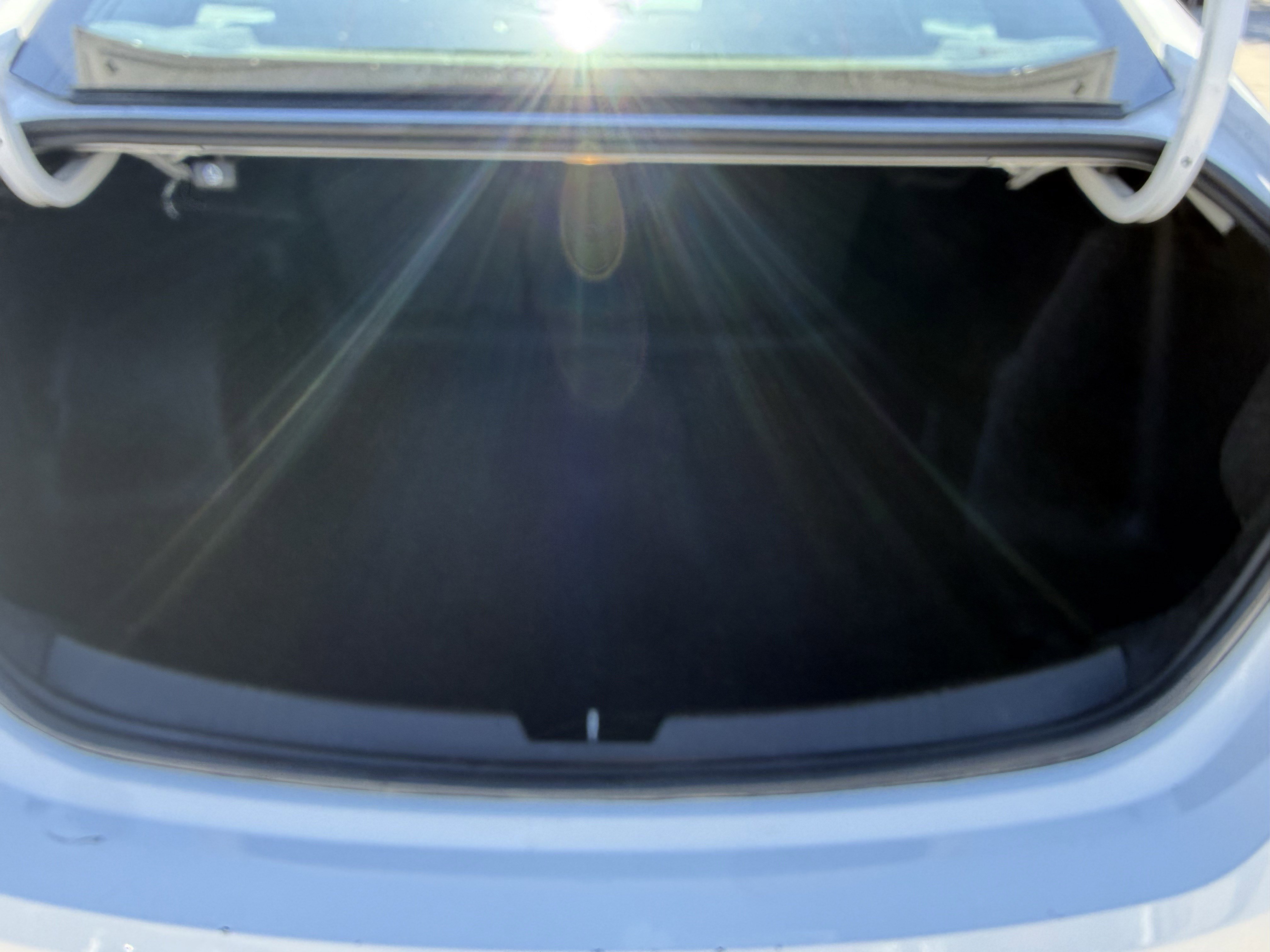 Used 2024 Chevrolet Malibu LT image 30