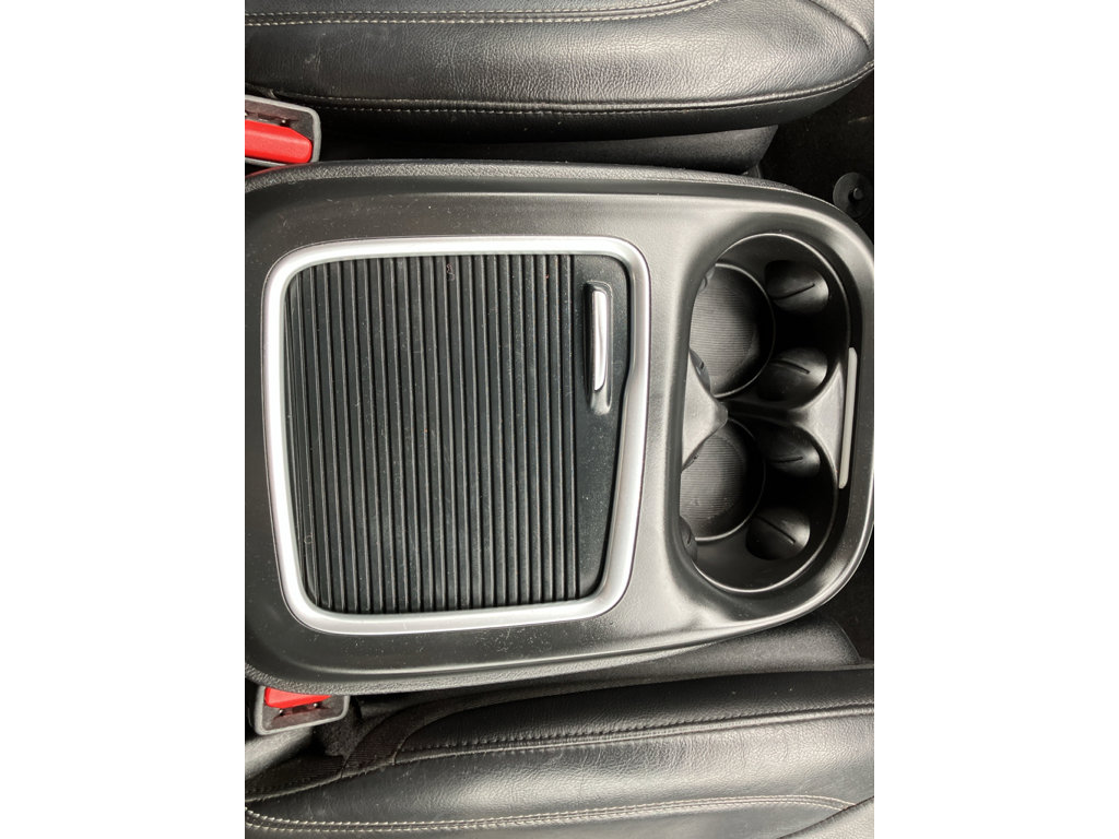 Used 2020 Chrysler Pacifica Touring-L Plus image 25