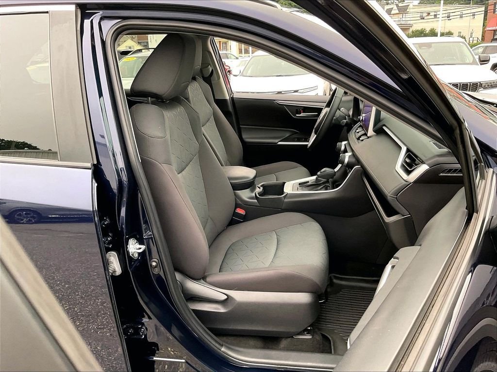 Used 2023 Toyota RAV4 XLE w/ Convenience Package AWD/4WD image 11