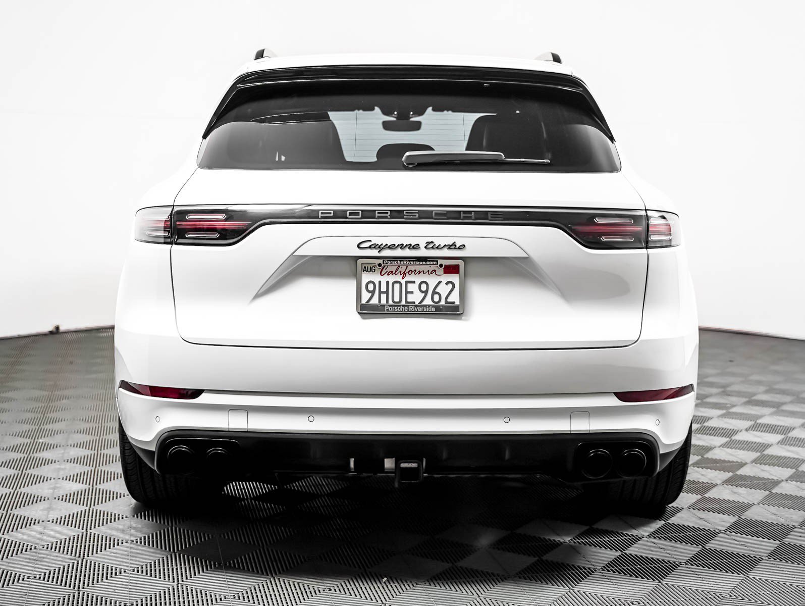 Certified 2023 Porsche Cayenne Turbo AWD/4WD image 11