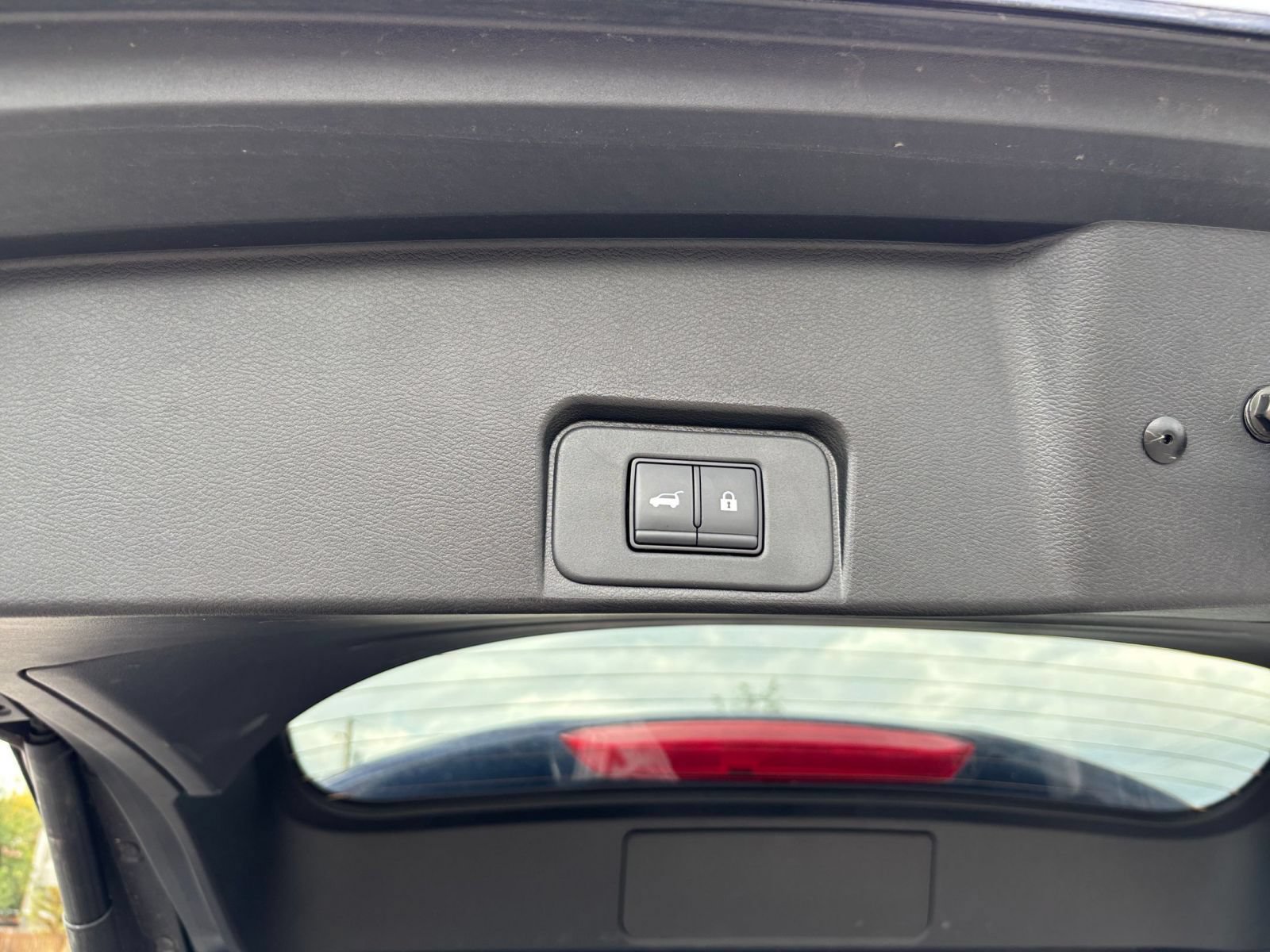 Used 2026 Nissan Rogue SV AWD/4WD image 22