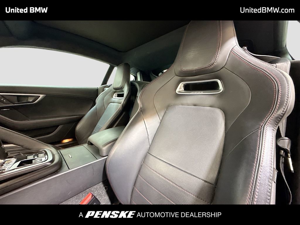 Used 2018 Jaguar F-TYPE Coupe RWD image 5