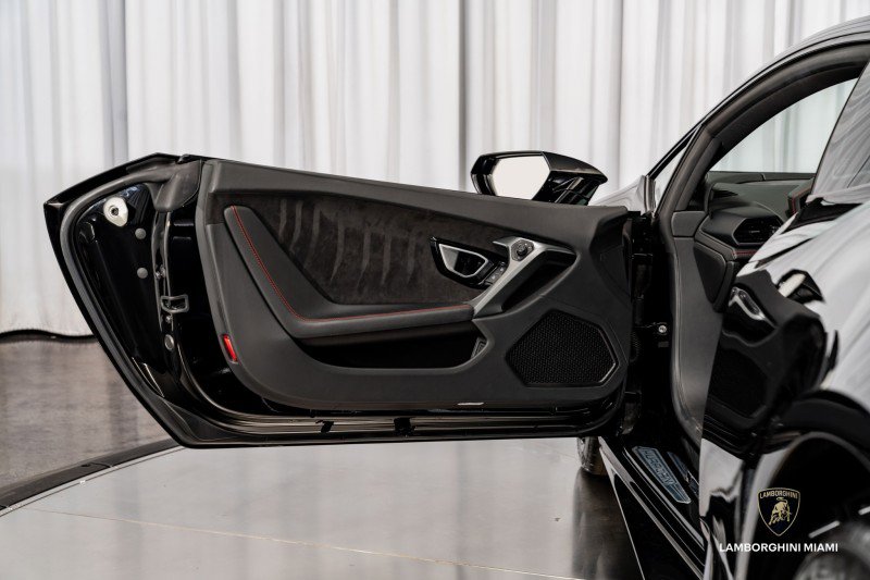 Used 2018 Lamborghini Huracan LP 580-2 image 26
