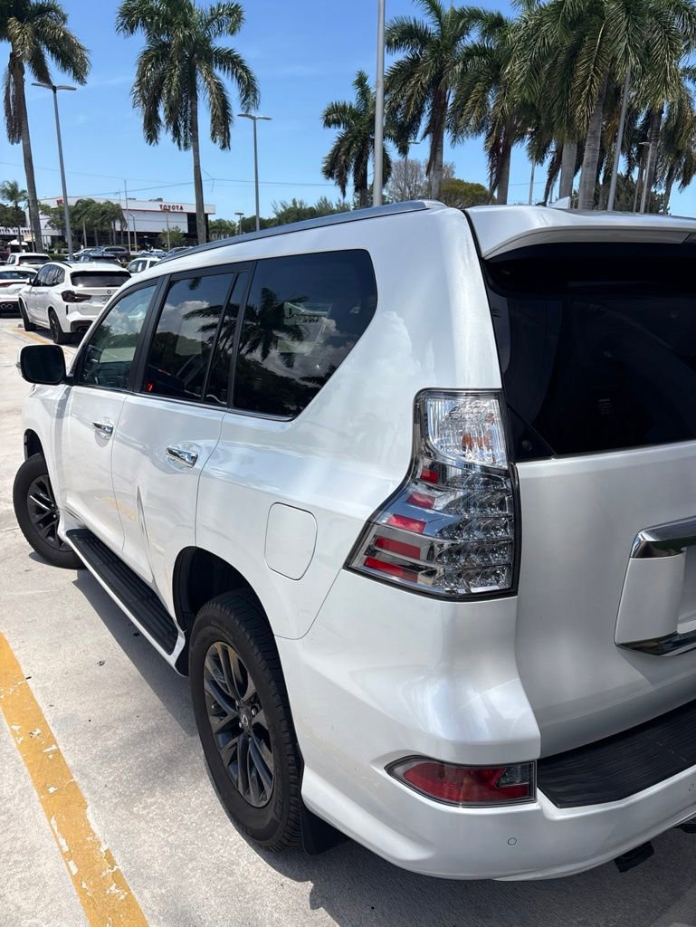 Used 2023 Lexus GX 460 Premium AWD/4WD image 12