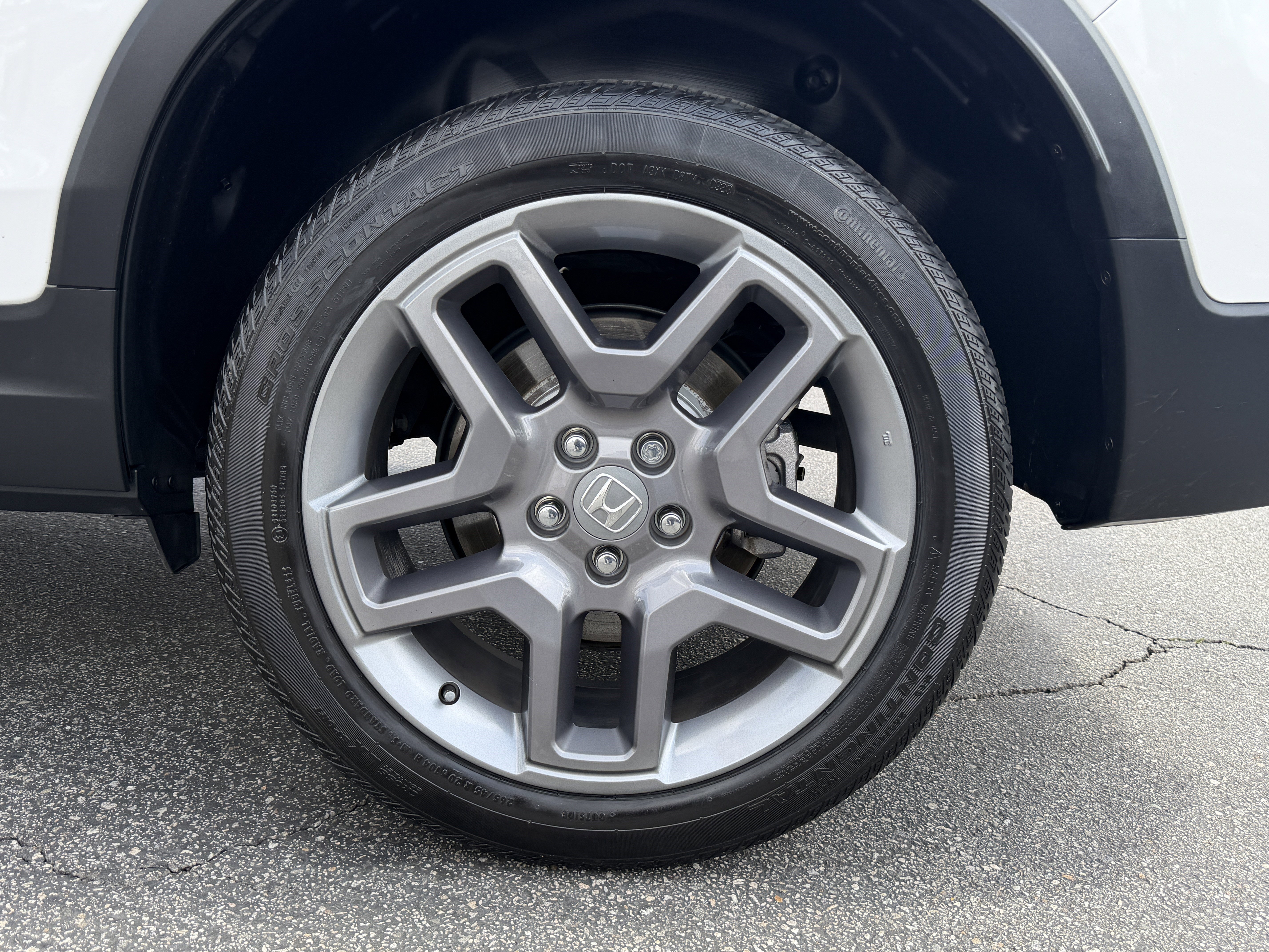 Used 2023 Honda Passport EX-L image 11