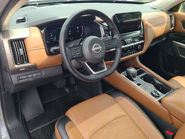 Used 2024 Nissan Pathfinder Platinum w/ Cargo Package AWD/4WD image 14