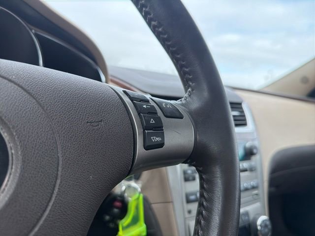 Used 2011 Chevrolet Malibu LTZ image 41