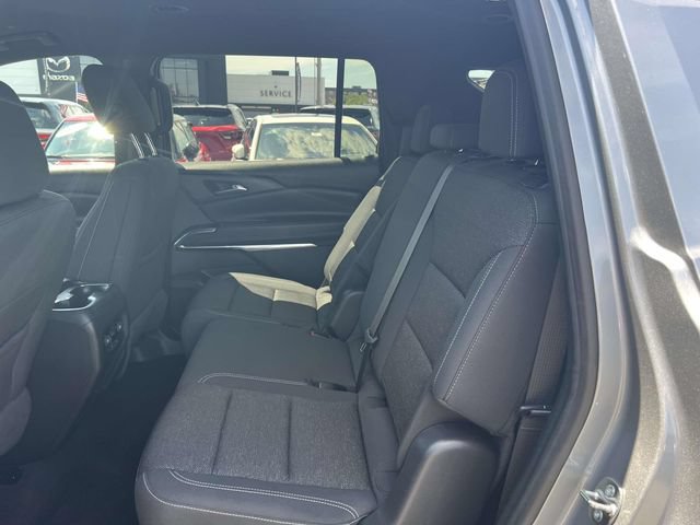 Used 2024 Chevrolet Traverse LS FWD image 15