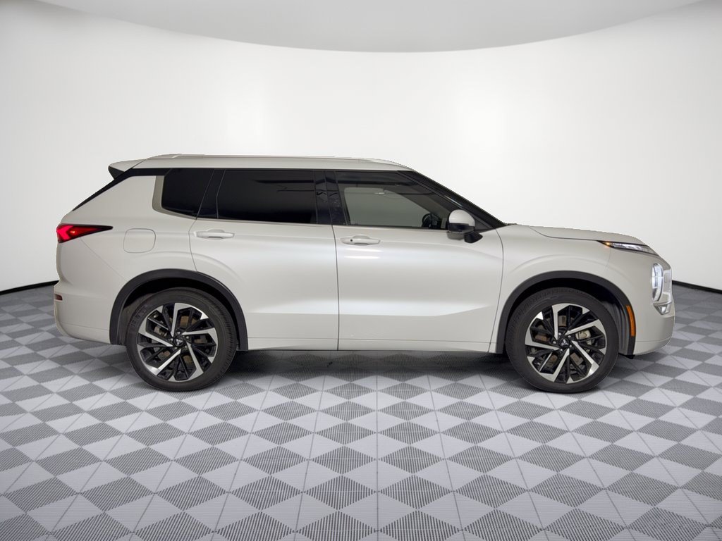 Used 2022 Mitsubishi Outlander SEL AWD/4WD image 8