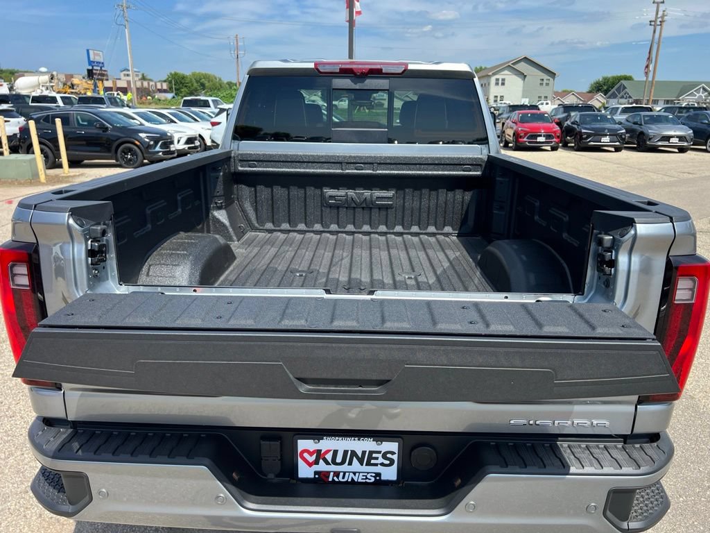 New 2026 GMC Sierra 2500 Denali Ultimate w/ LPO, Black Badging Package AWD/4WD image 15
