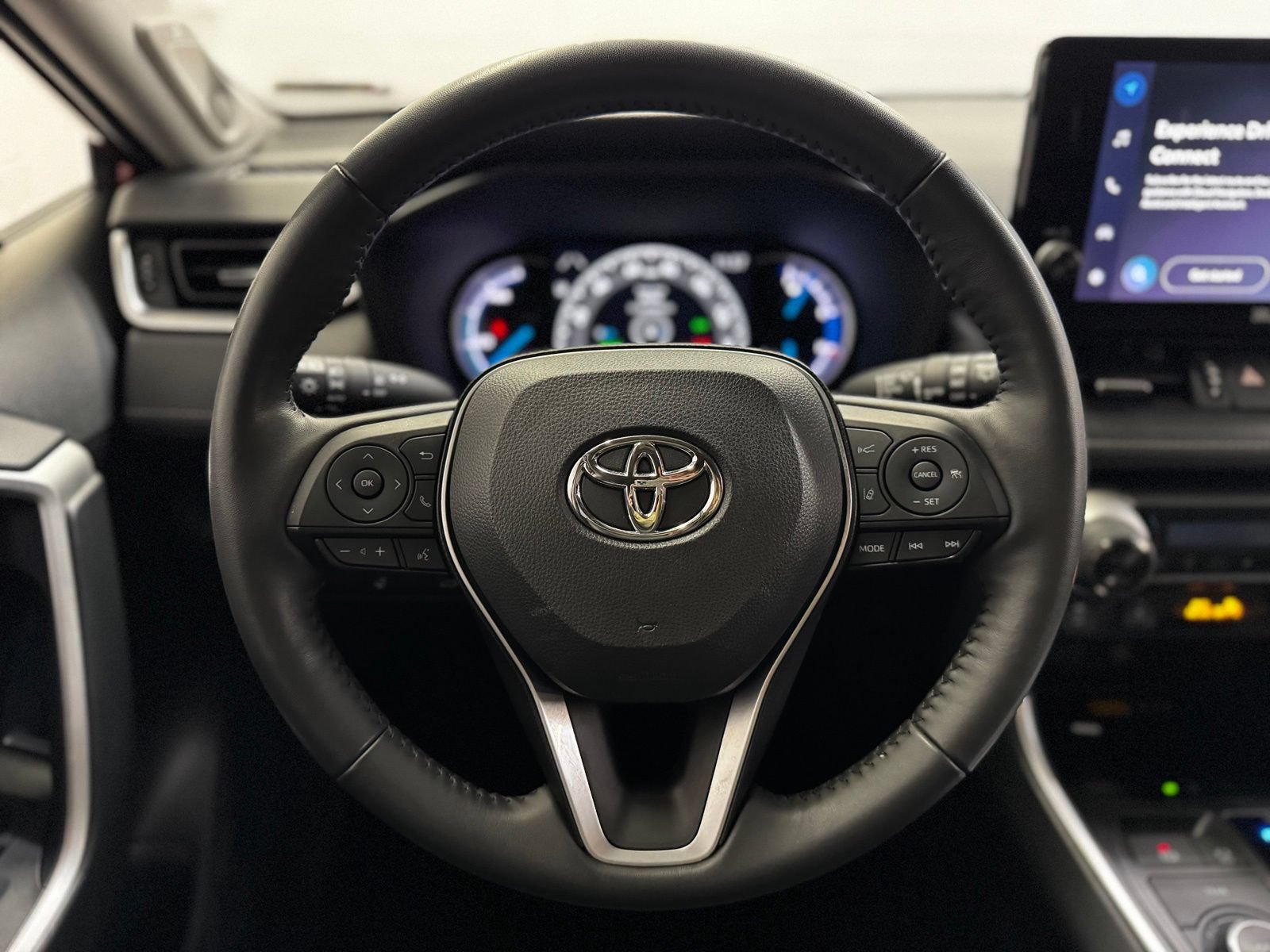 Used 2024 Toyota RAV4 XLE Premium w/ Weather Package AWD/4WD image 21