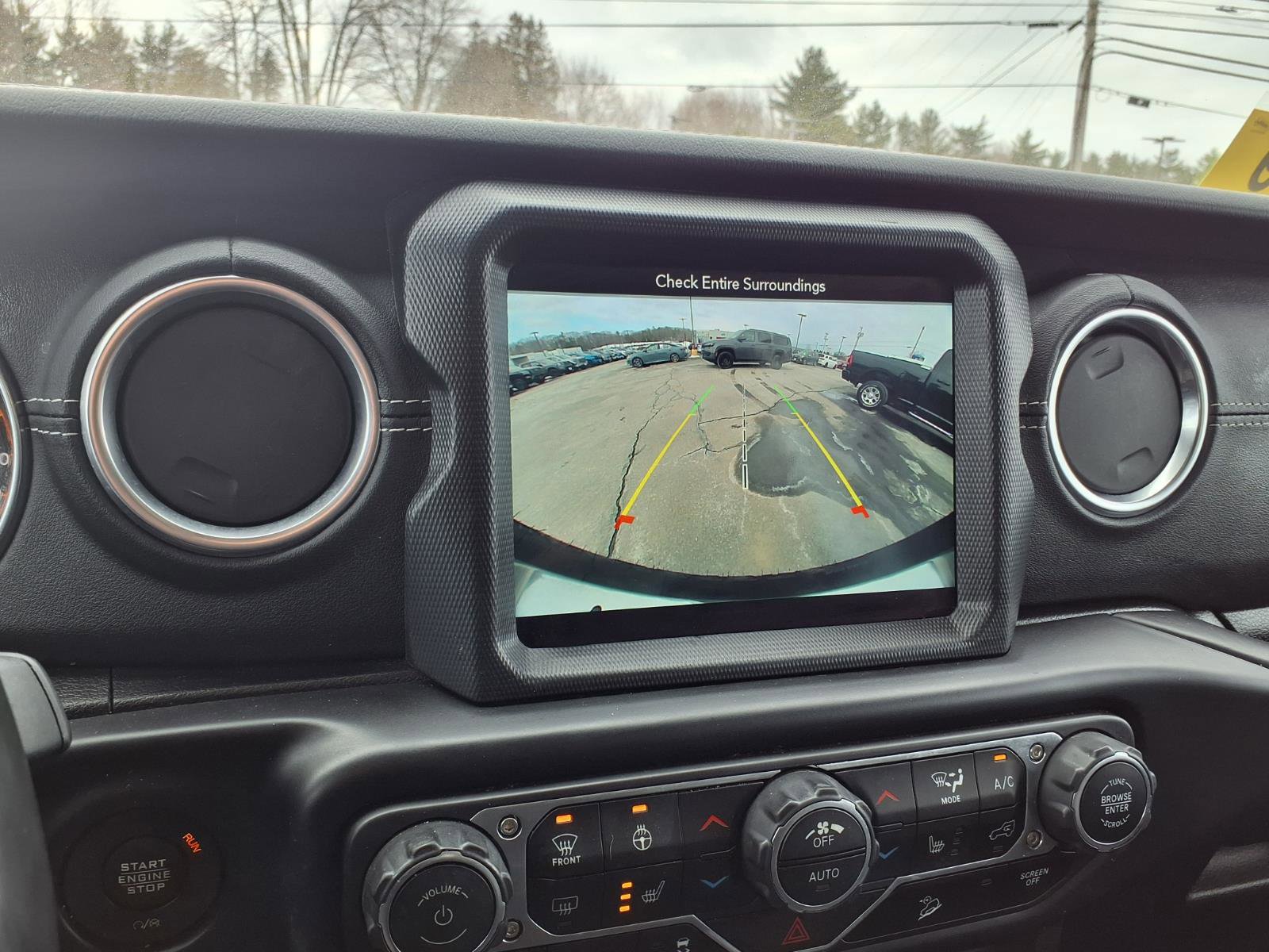 Used 2019 Jeep Wrangler Unlimited Sahara w/ Dual Top Group image 9