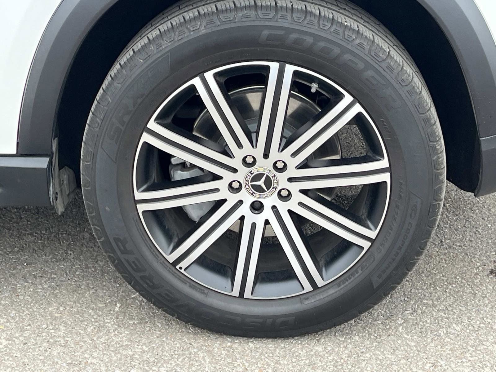 Certified 2025 Mercedes-Benz GLE 450 4MATIC image 12