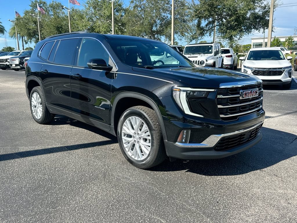 Used 2026 GMC Acadia Elevation w/ Elevation Premium Package FWD image 3