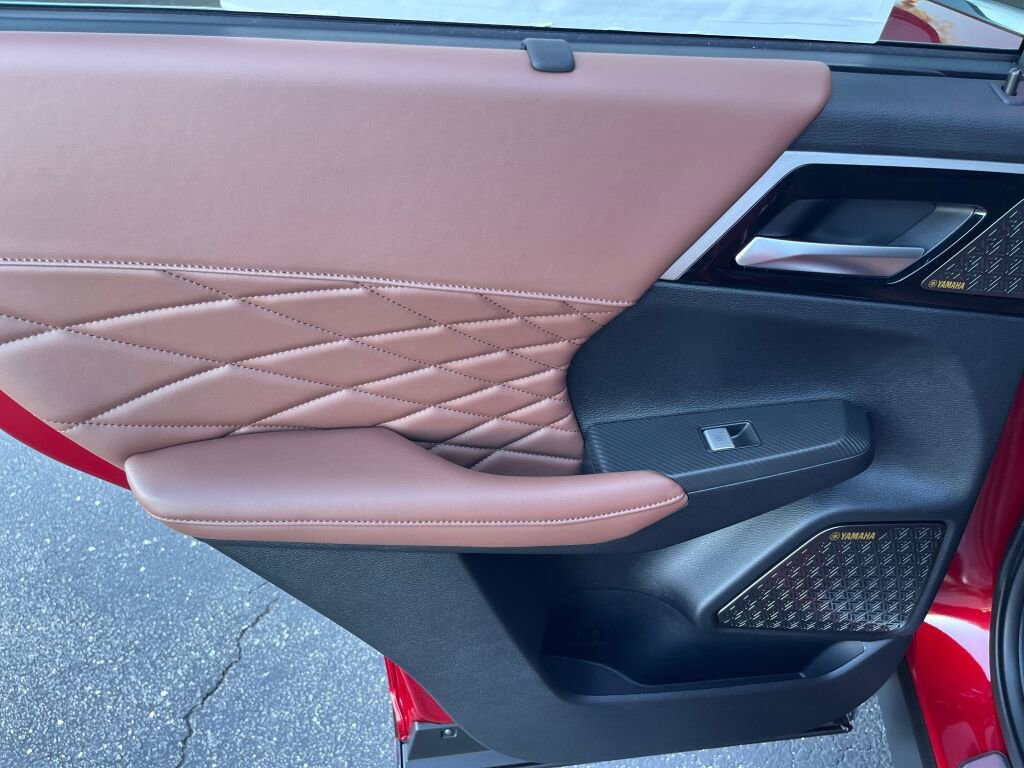 New 2026 Mitsubishi Outlander SEL image 21