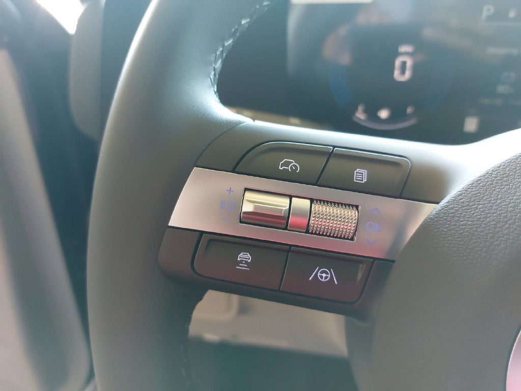 New 2027 Hyundai Kona SEL Sport FWD image 16