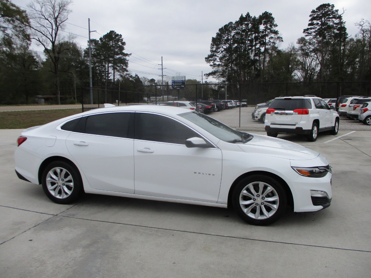 Used 2021 Chevrolet Malibu LT image 9