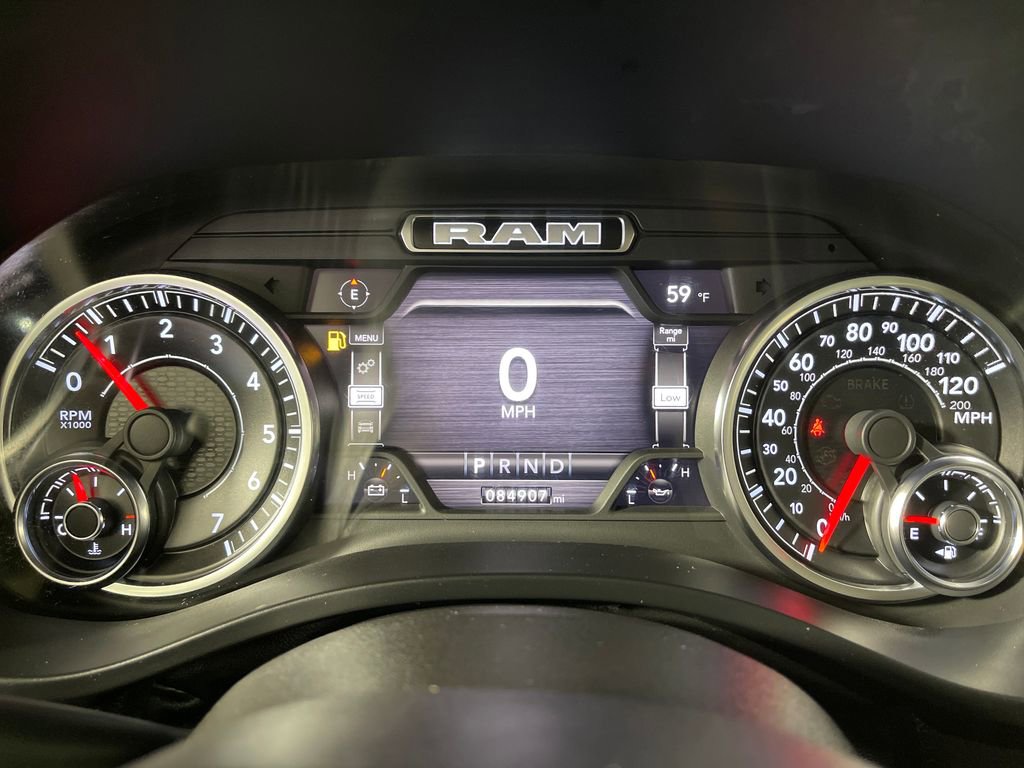 Used 2022 RAM 1500 Laramie AWD/4WD image 18