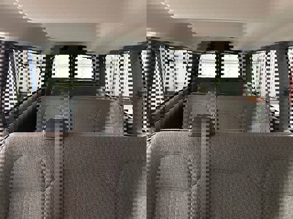 Used 2025 Chevrolet Express 3500 LT w/ LT Preferred Equipment Group image 43