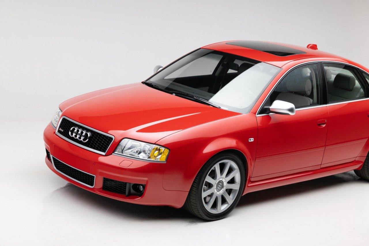 Used 2003 Audi RS 6 AWD/4WD image 25