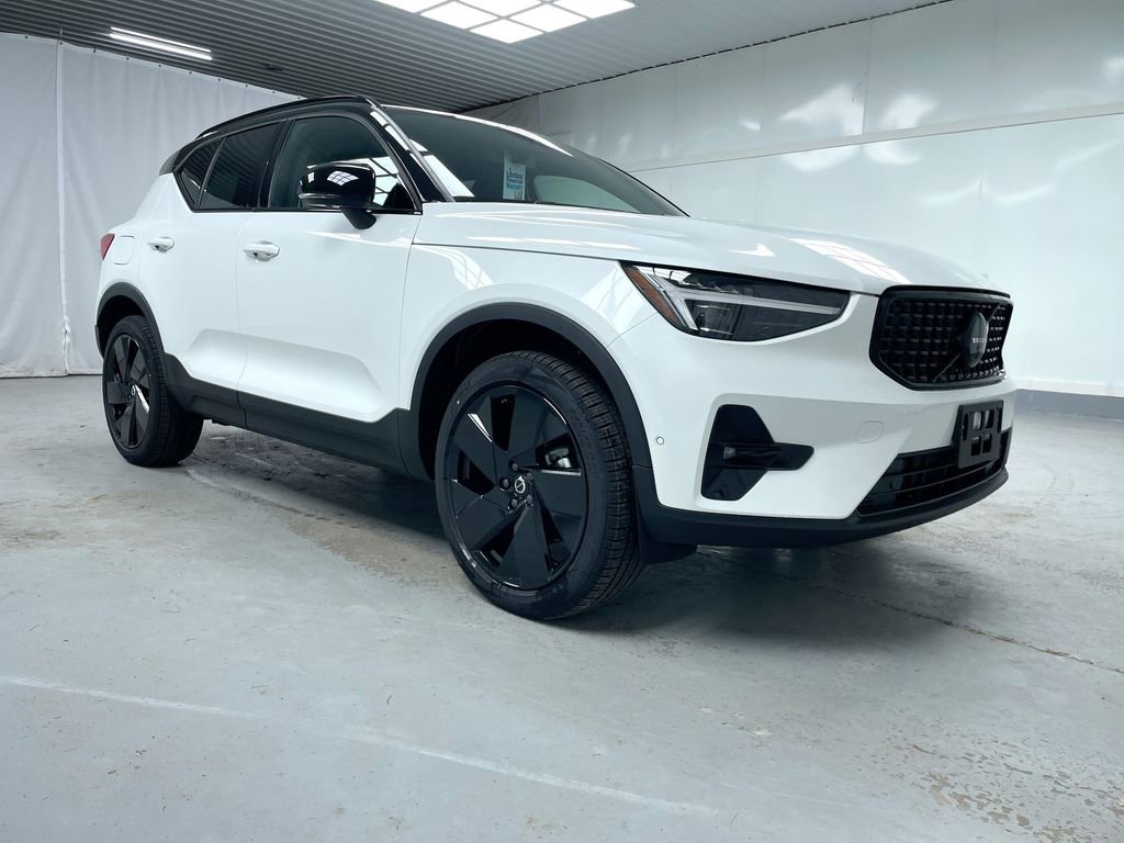 New 2026 Volvo XC40 B5 Ultra w/ Protection Package Premier image 1