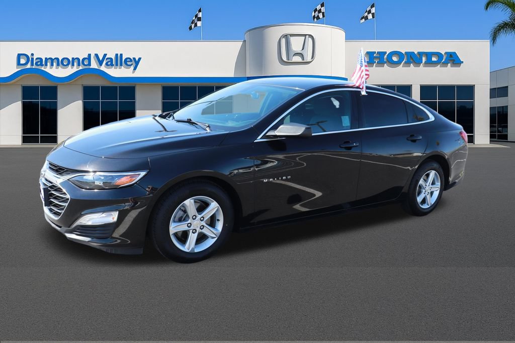 Used 2022 Chevrolet Malibu LS FWD image 3