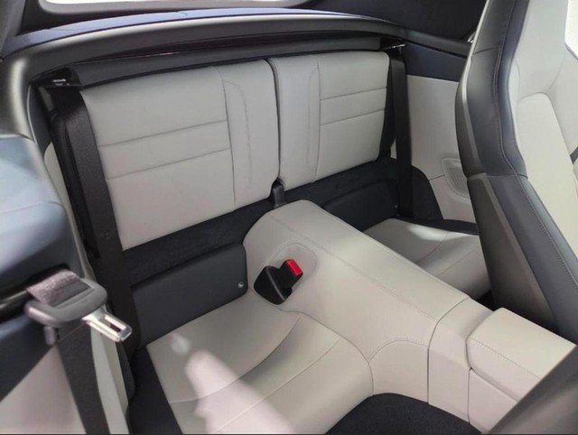 Certified 2025 Porsche 911 Carrera RWD image 13