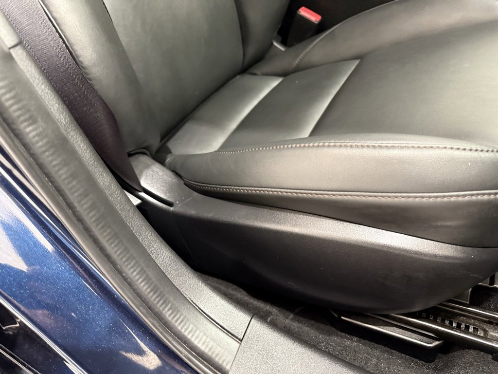 Used 2024 MAZDA MAZDA3 s image 17