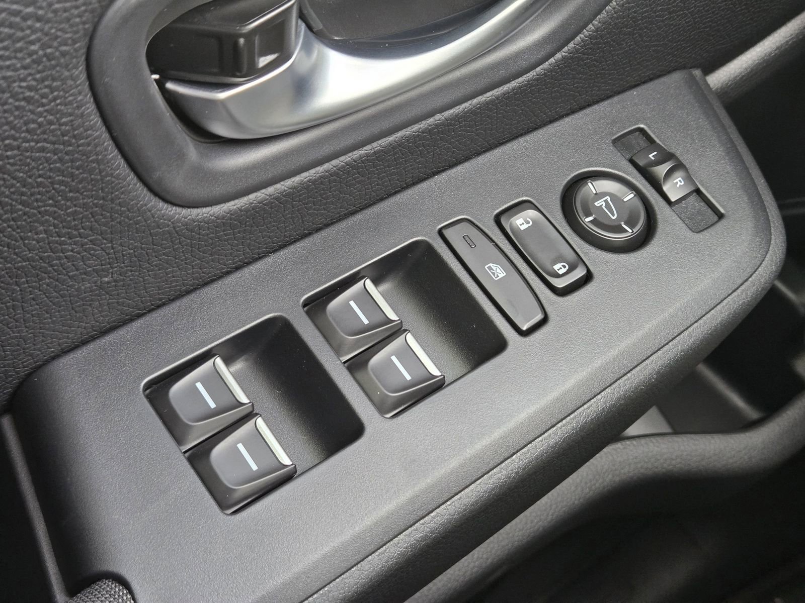 New 2026 Honda Pilot Sport image 20