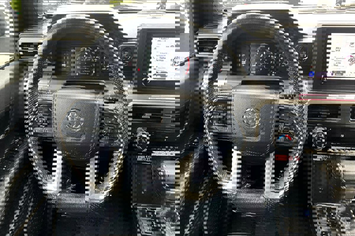 Used 2024 Toyota Tacoma SR5 image 5