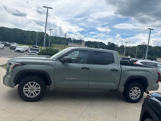 Used 2024 Toyota Tundra SR5 AWD/4WD image 4