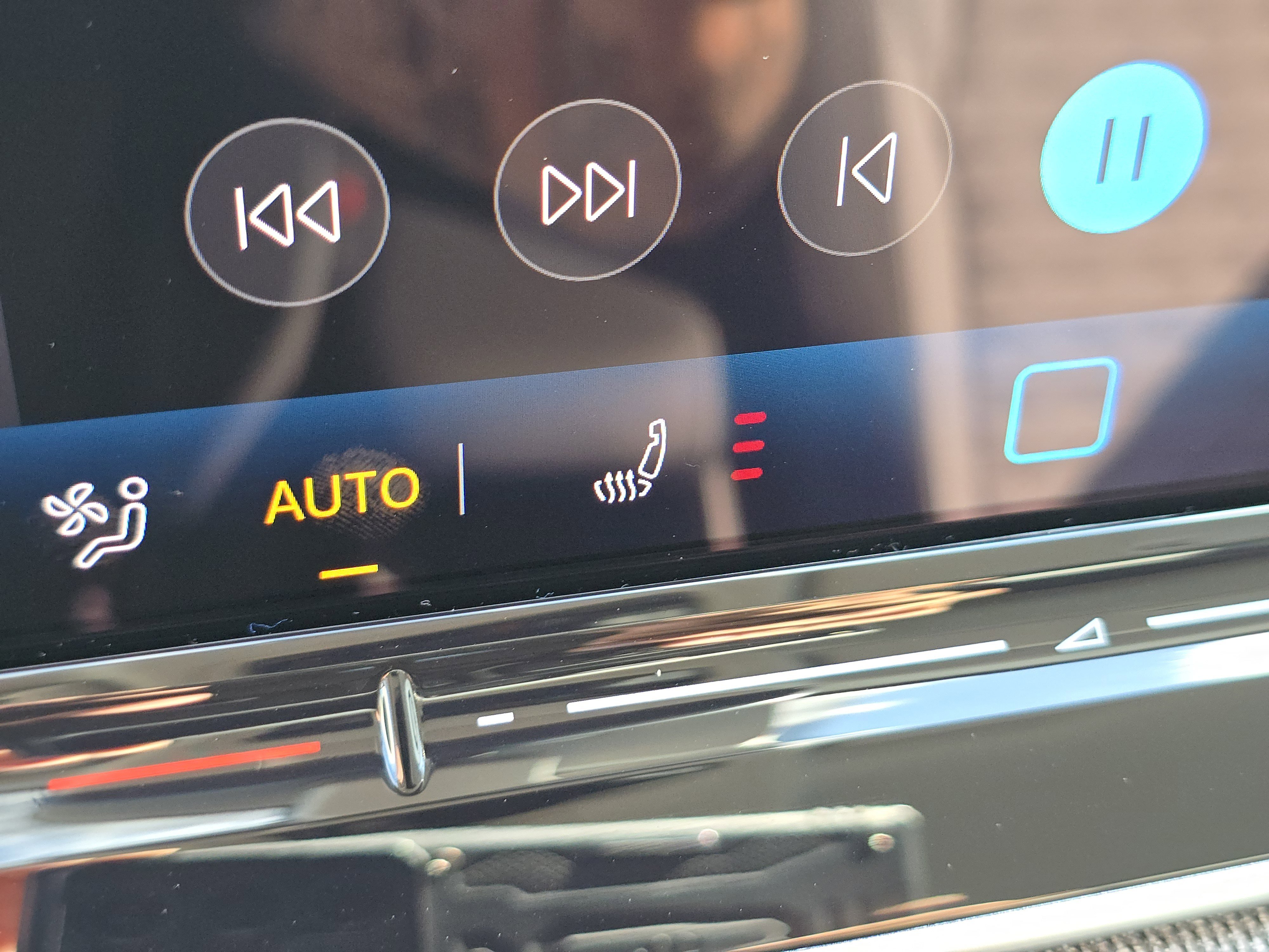 New 2025 Volkswagen Tiguan S image 11