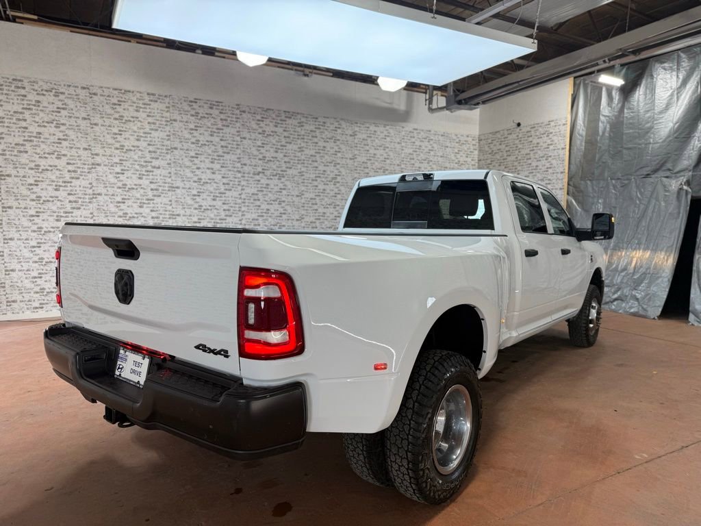 Used 2023 RAM 3500 Tradesman image 7