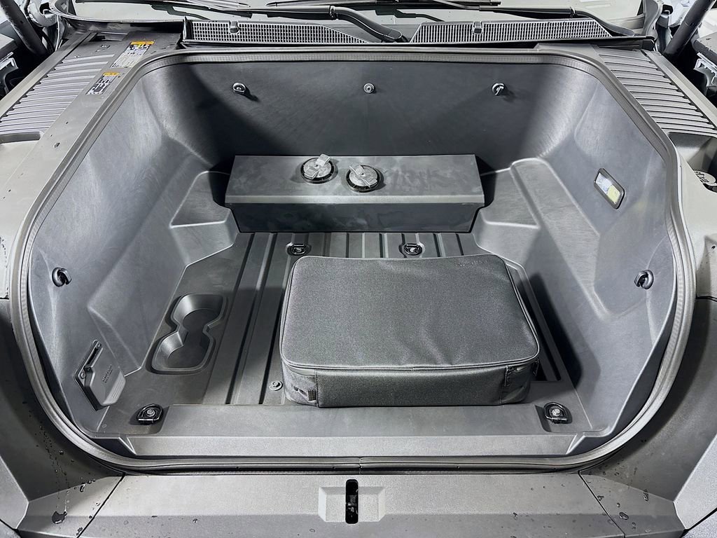 New 2026 GMC Sierra EV Elevation image 29