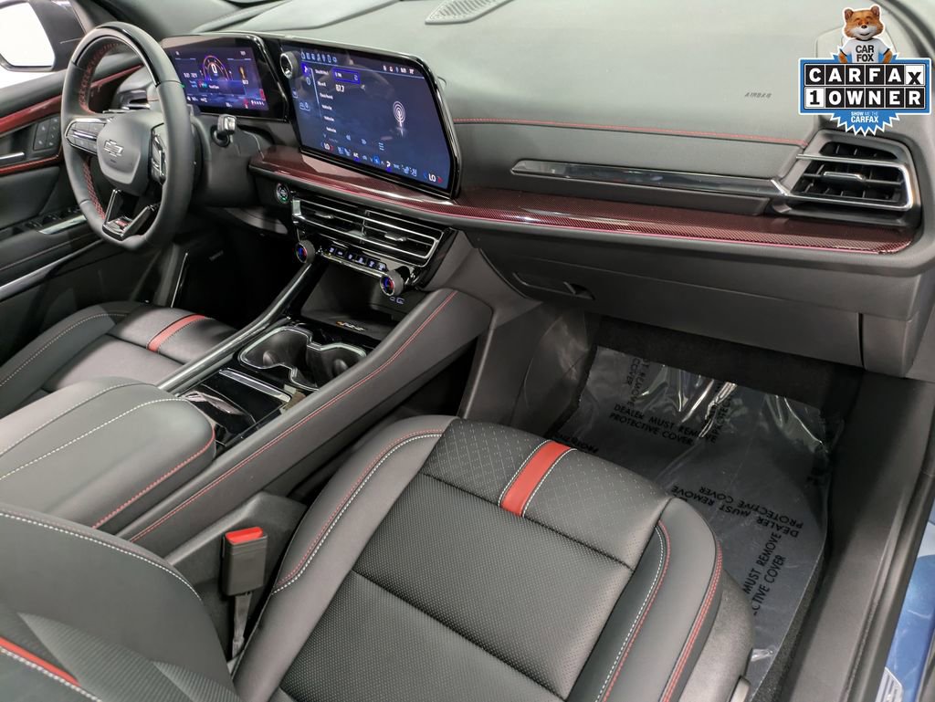 Used 2025 Chevrolet Traverse RS AWD/4WD image 30