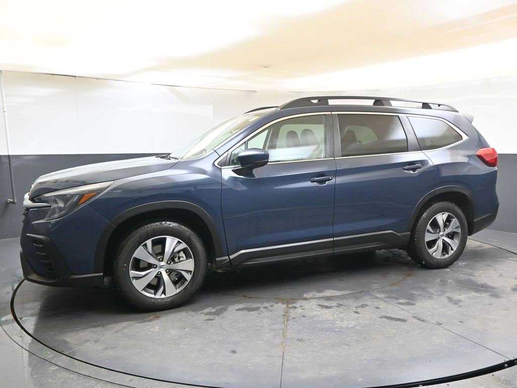 Used 2024 Subaru Ascent Premium w/ Convenience Package image 2